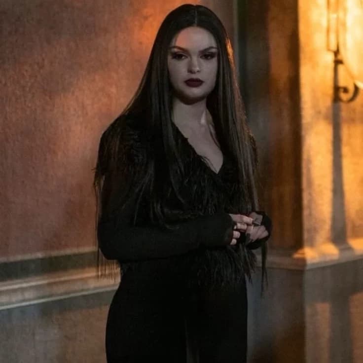 Thumbnail of ˙. ꒷ Morticia┇addams. 𖦹˙ -