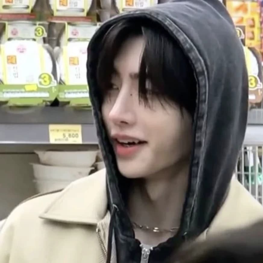 Thumbnail of sunghoon