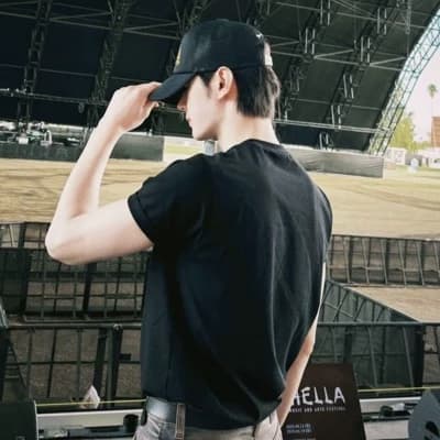 Thumbnail of sunghoon