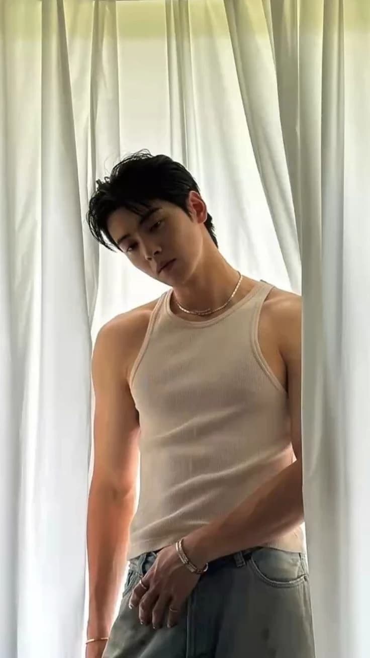 Thumbnail of 🔥 eunwoo