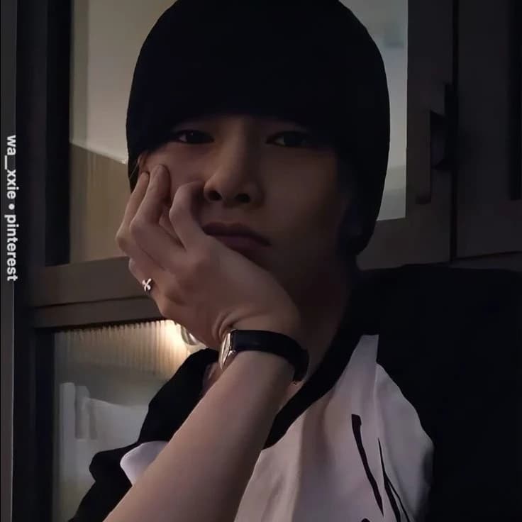 Thumbnail of Jeongin