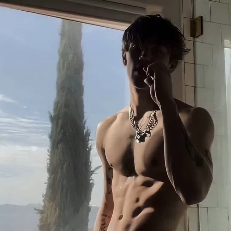 Thumbnail of aiden