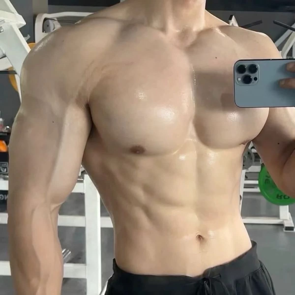 Thumbnail of Дэмиан