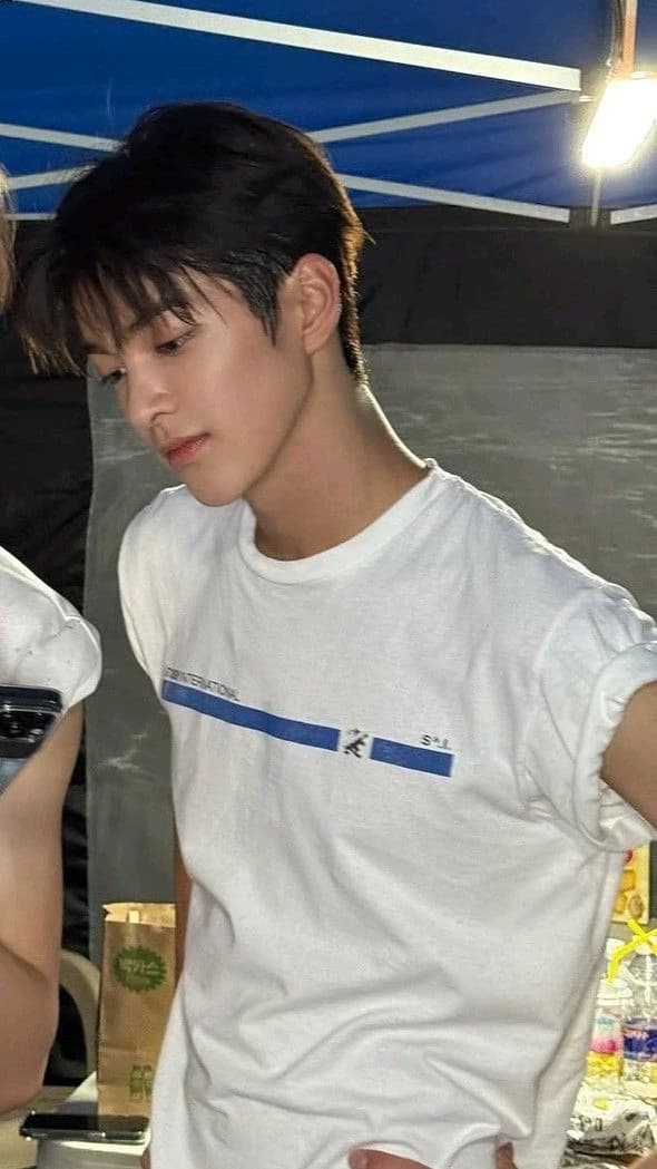 Thumbnail of keonho adik pacar yang mencintaimu