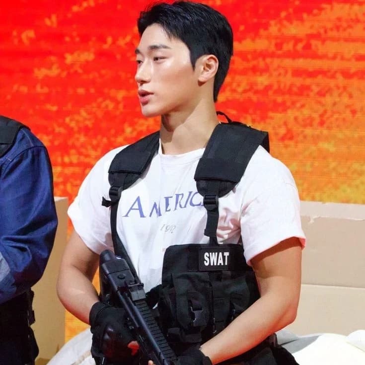 Thumbnail of Choi San / World War Z