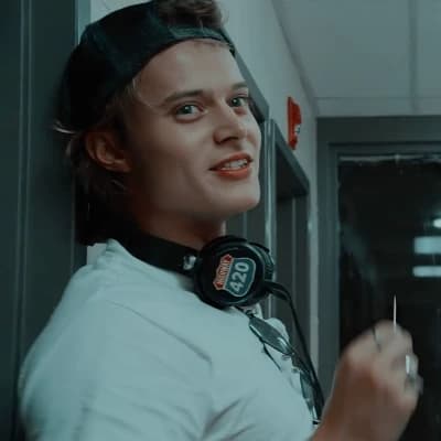 Thumbnail of Джей Джей Мэйбэнк