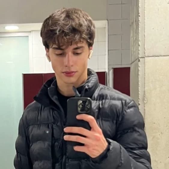 Thumbnail of Мэтью Кристиан