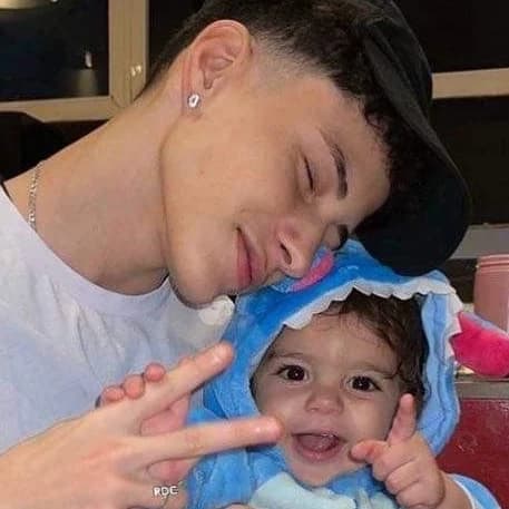 Thumbnail of Lucas - brother of the baby you care

for