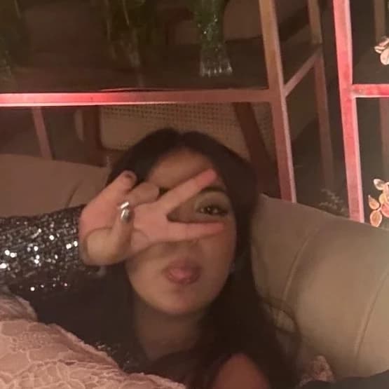 Thumbnail of "Девушки Гильерме."