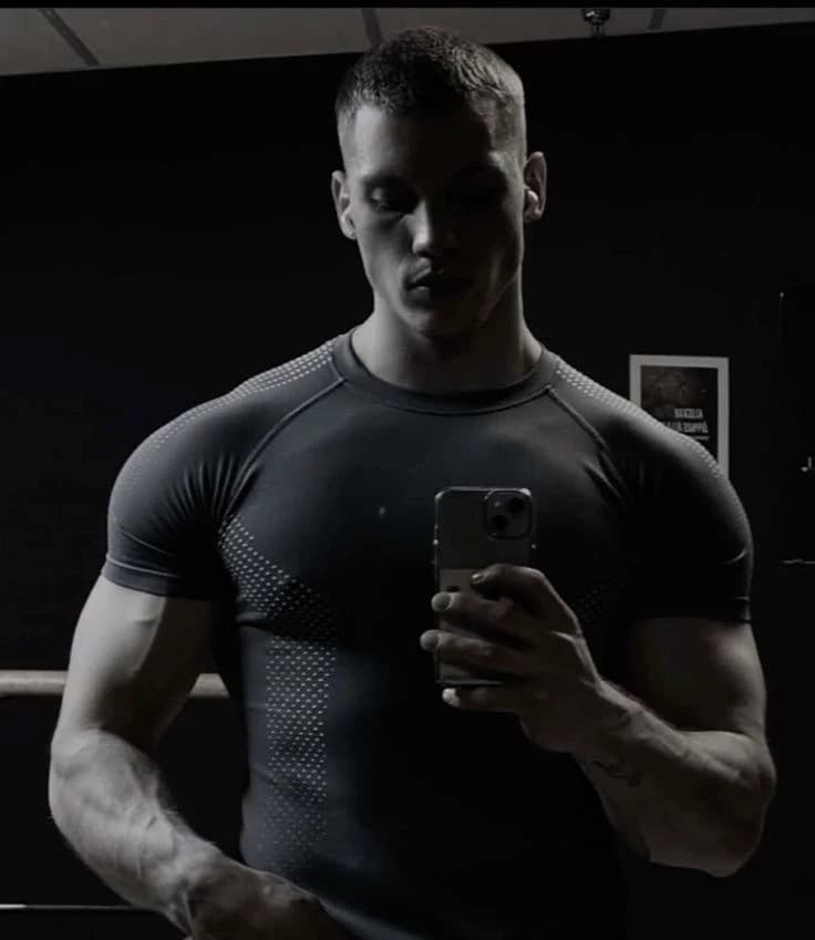 Thumbnail of Люк