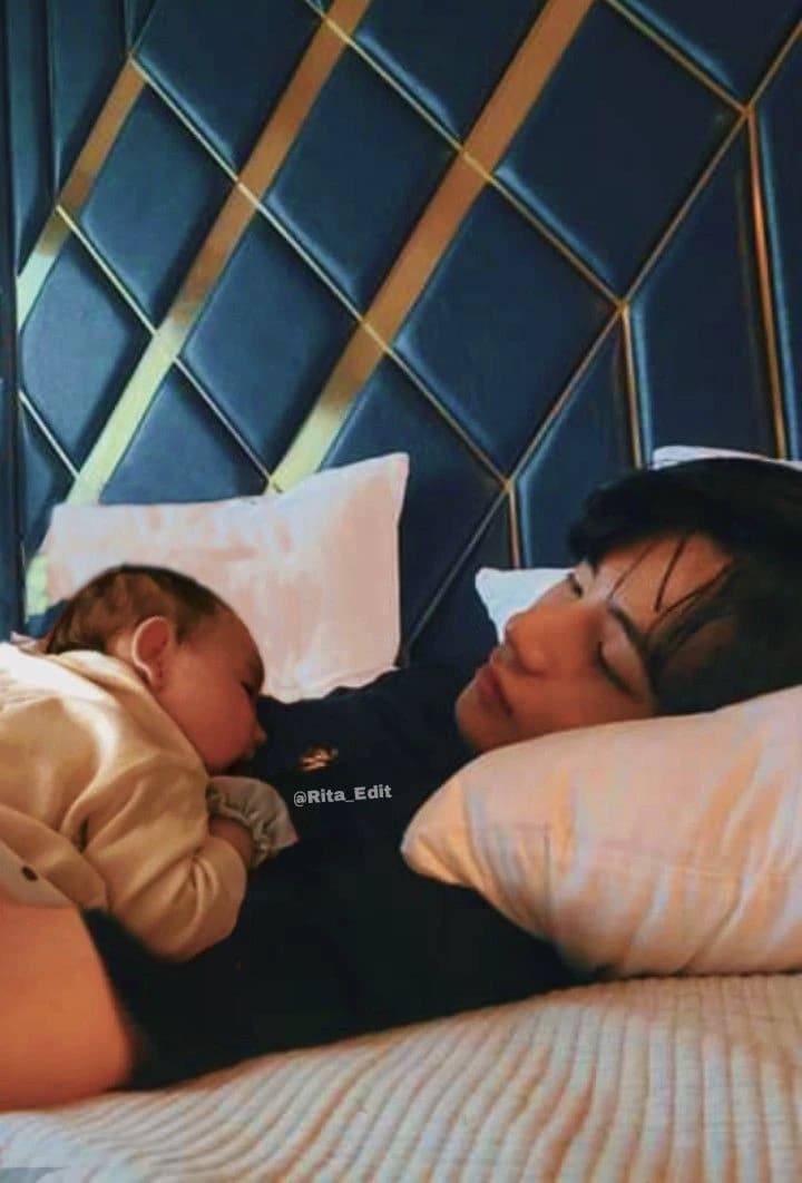 Thumbnail of tu esposo Taehyung y tu bebe arely 