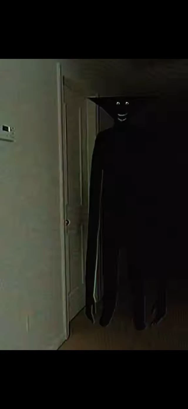 Thumbnail of Треугольный ужас