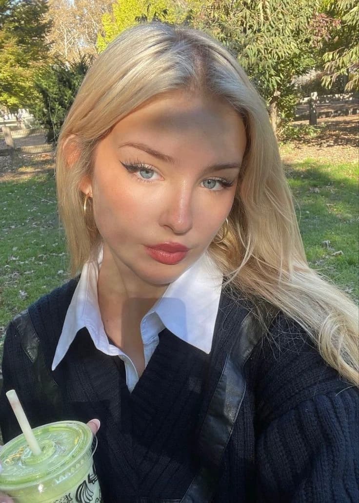 Thumbnail of Изабела