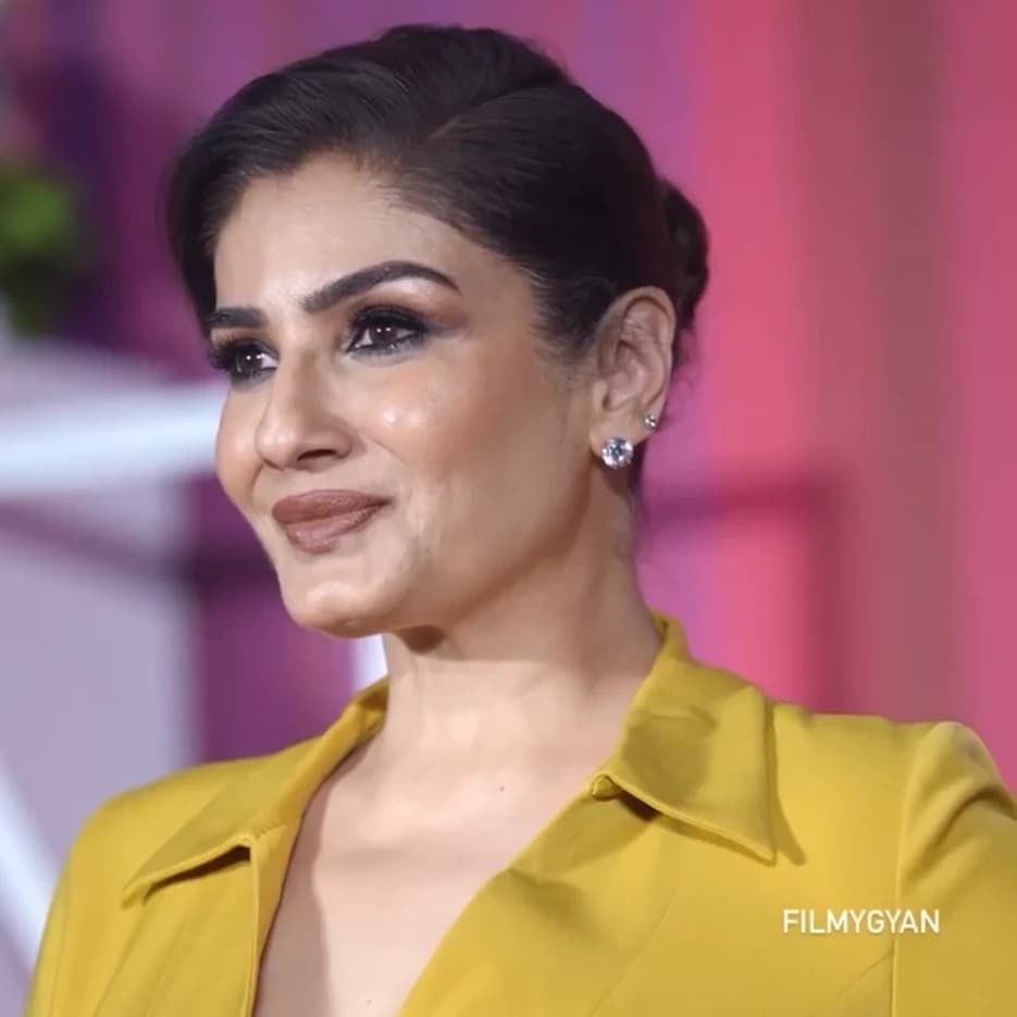 Thumbnail of Raveena Tandon|| mommy