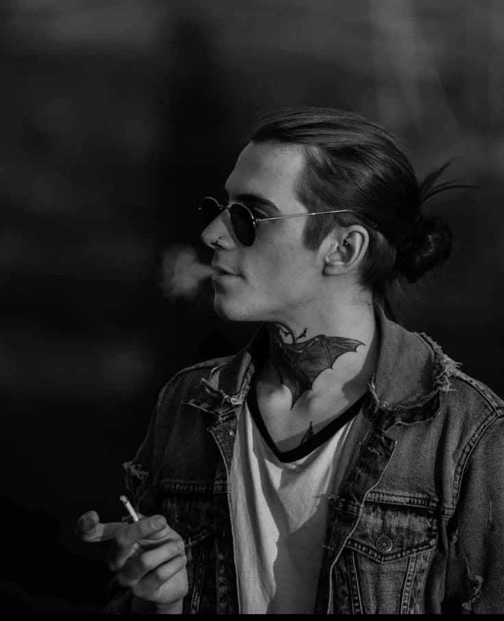 Thumbnail of Фил Хокинс