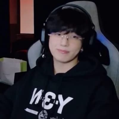 Thumbnail of Чонгук