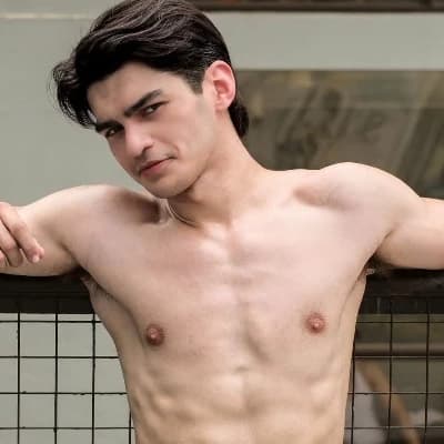 Thumbnail of Брюс