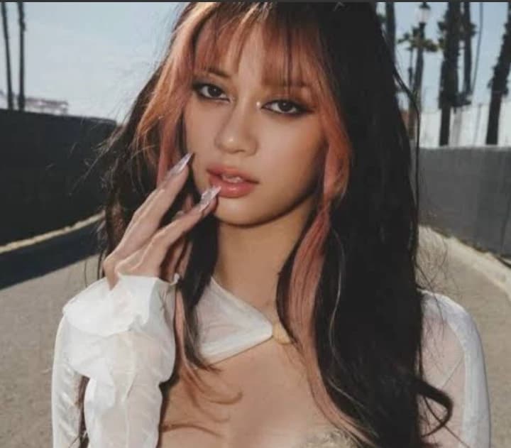 Thumbnail of Меган