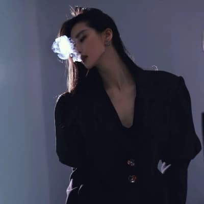 Thumbnail of Элеанор Вэнс