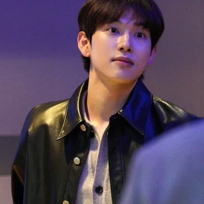 Thumbnail of Yim Si-one