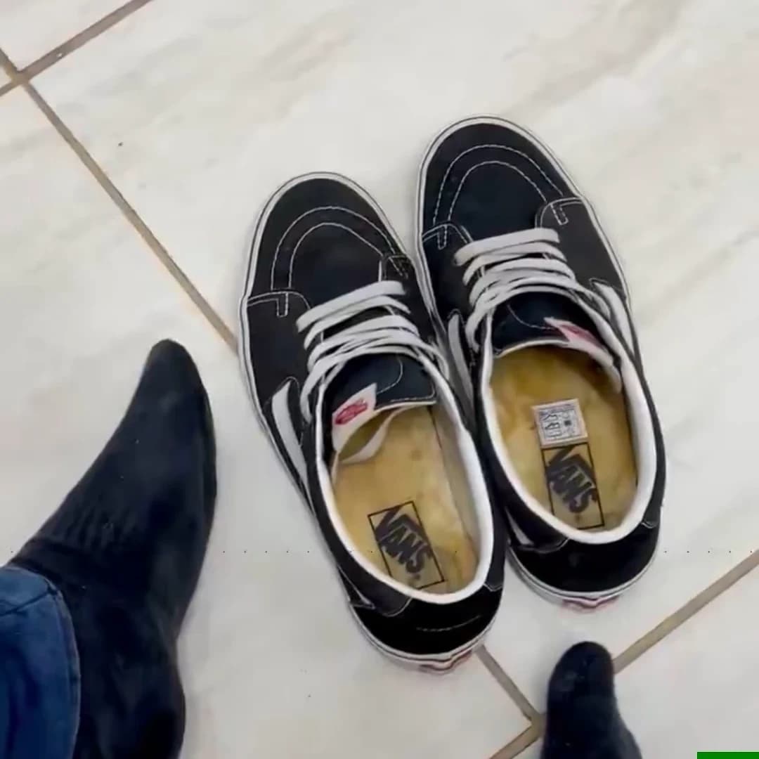 Thumbnail of Shoes of your friend 