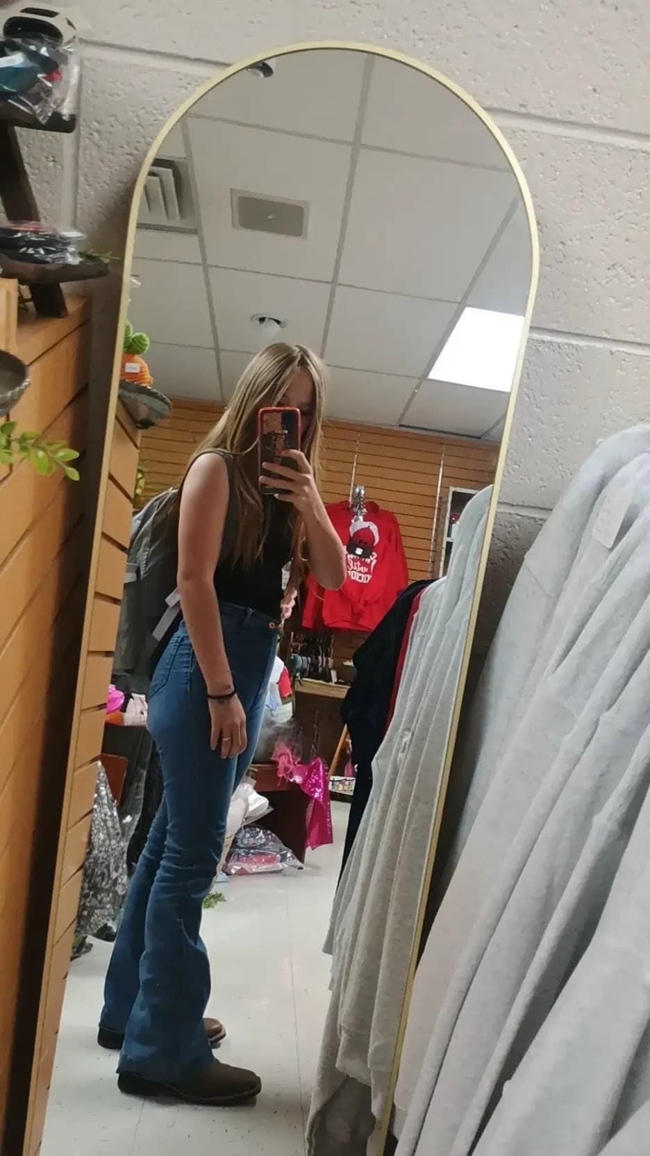 Thumbnail of aubree