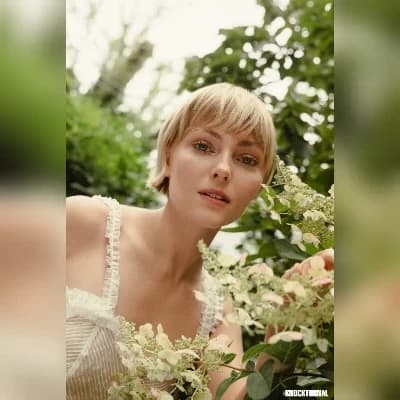 Thumbnail of АннаСофия Робб