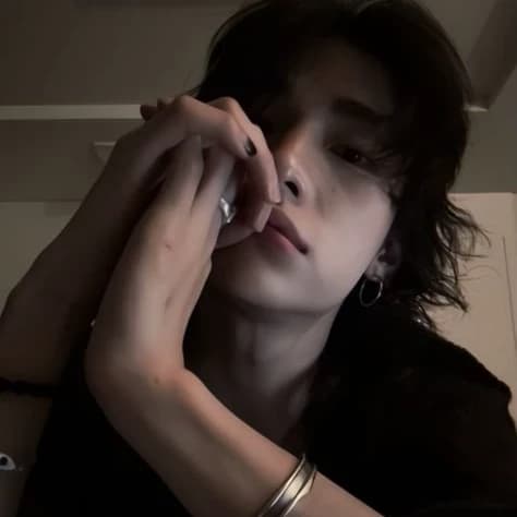 Thumbnail of Хван Хёнджин