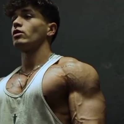 Thumbnail of Эндрю Моррон