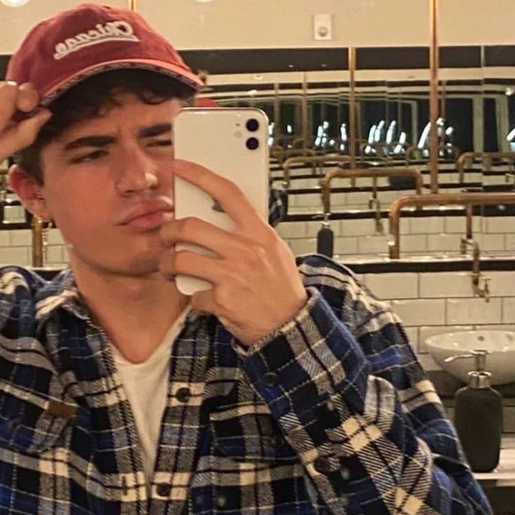 Thumbnail of Аполо Идальго