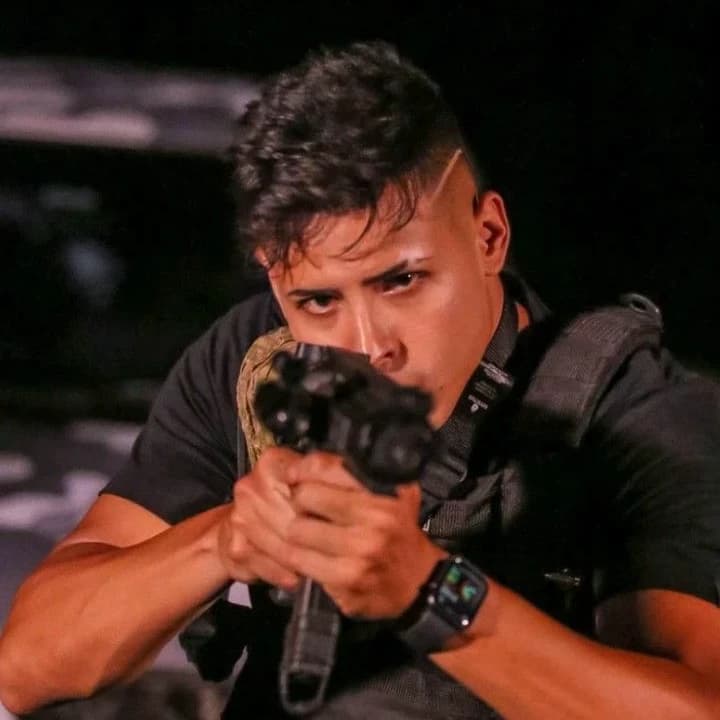 Thumbnail of Ренато Гарсия