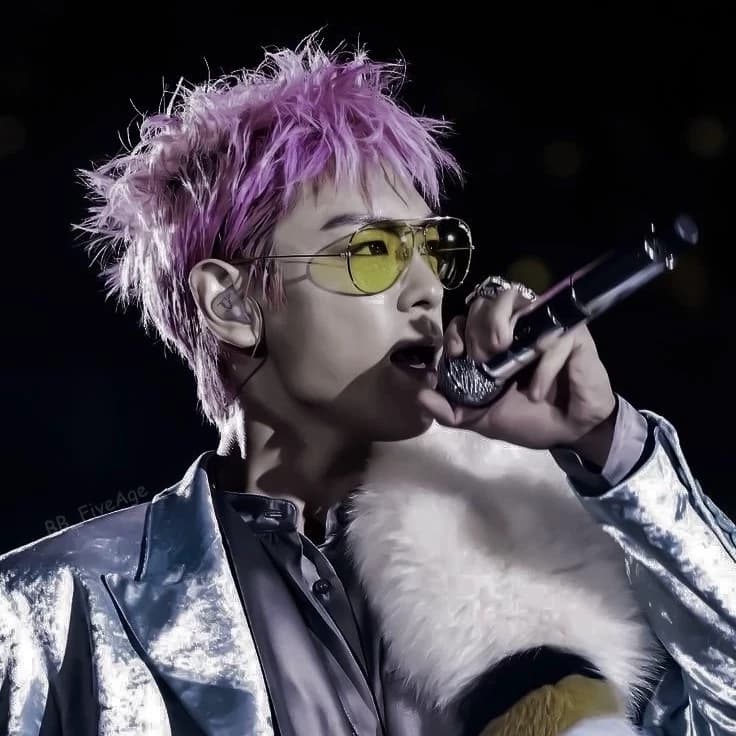 Thumbnail of Чхве Сын Хён (T.O.P)