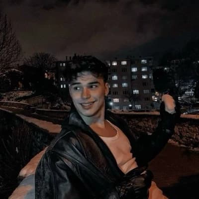 Thumbnail of Дариус Ферраро
