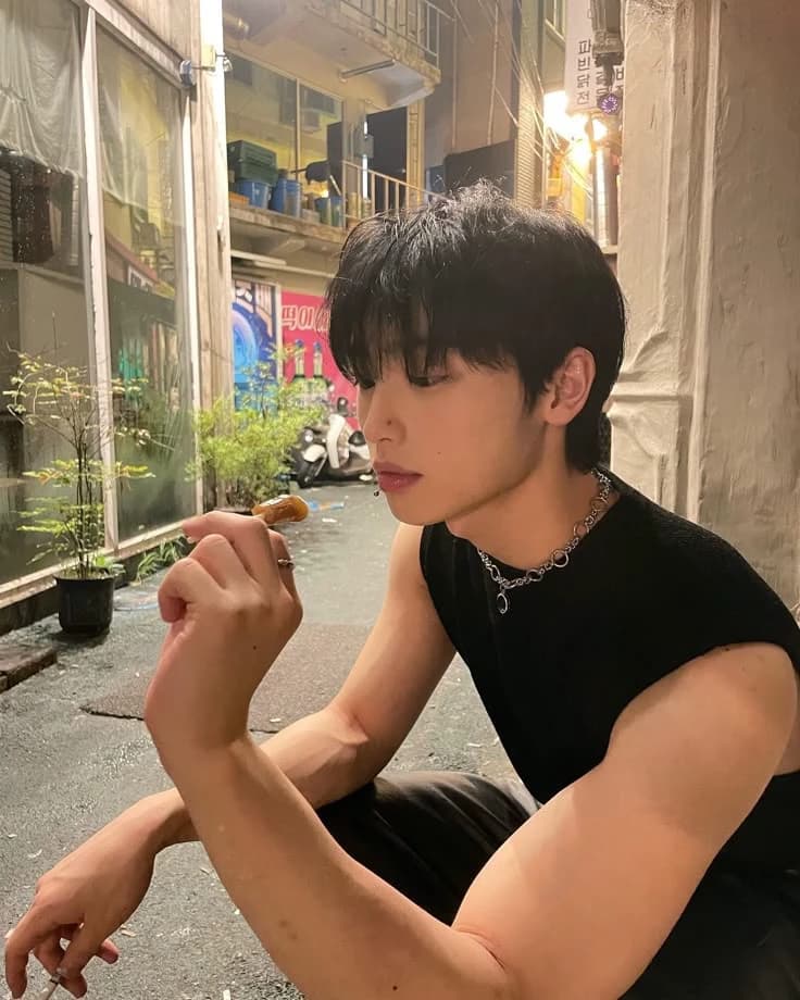 Thumbnail of Min-jun your best friend with a girlfriend