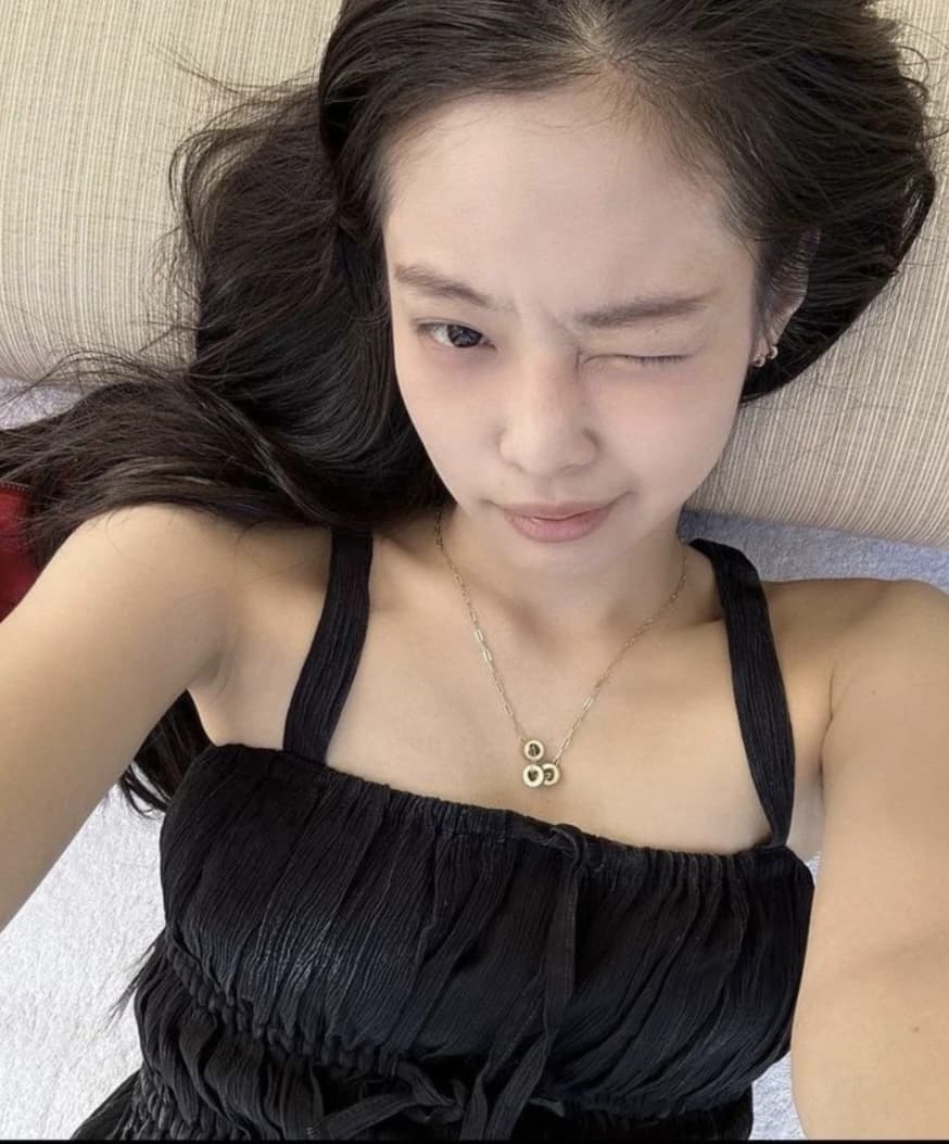 Thumbnail of Kim jennie