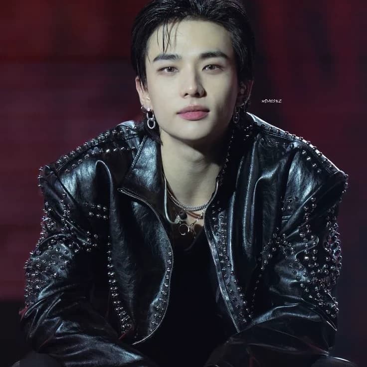 Thumbnail of Hwang hyunjin (hyunlix)