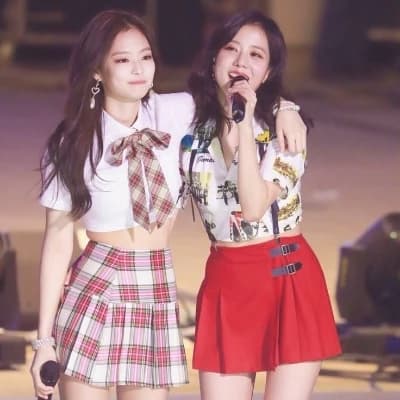 Thumbnail of BLACKPINK (Jisoo, Jennie, Rosé, Lisa)