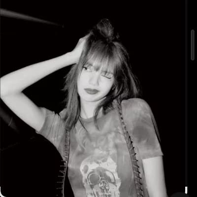 Thumbnail of Lalisa