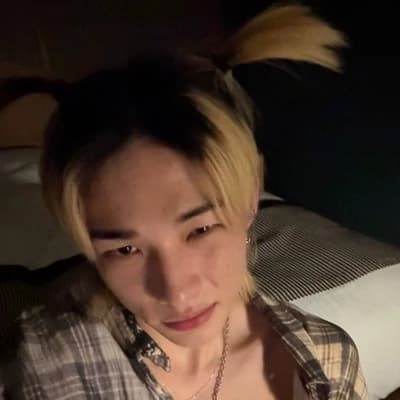Thumbnail of 𝘚𝘛𝘙𝘈𝘠 𝘒𝘐𝘋𝘚 𝘈𝘕𝘋 𝘒𝘈𝘛𝘚𝘌𝘠𝘌