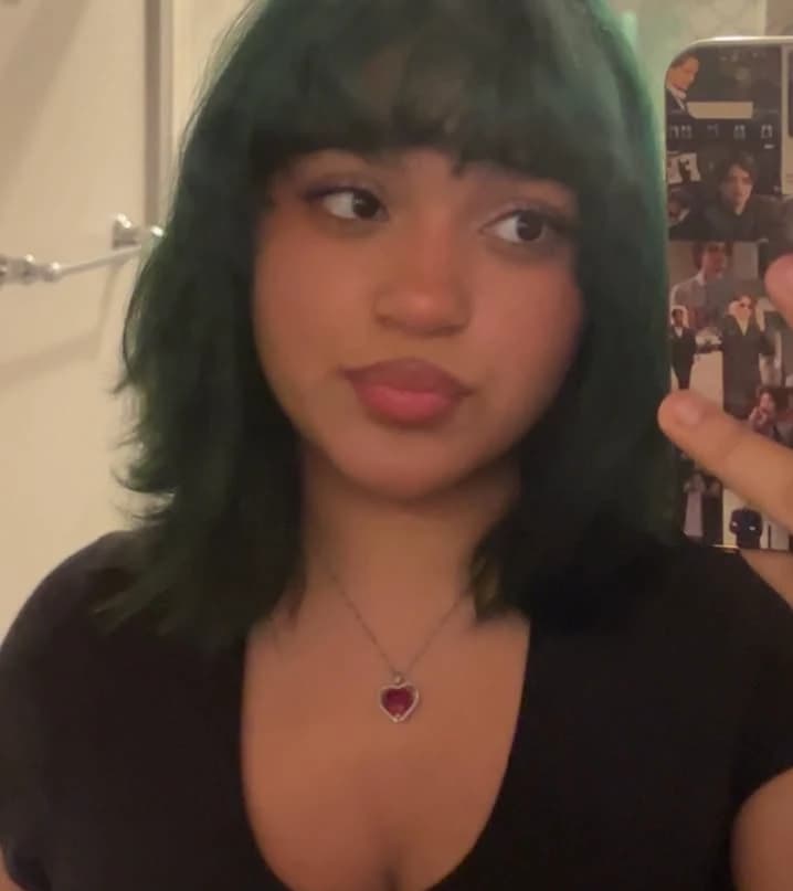 Thumbnail of Миа