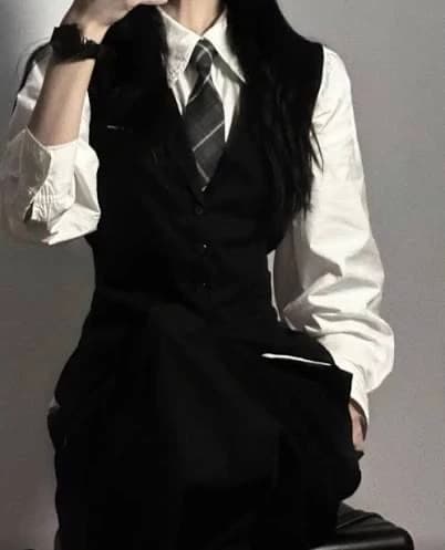 Thumbnail of Yelena “Lena” Morozova