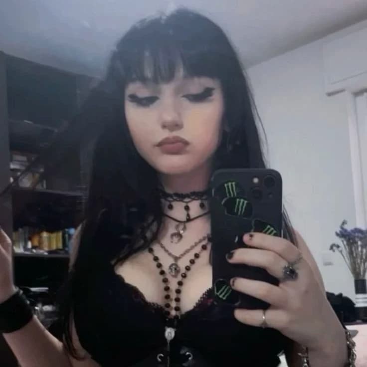 Thumbnail of Анжела Кристина