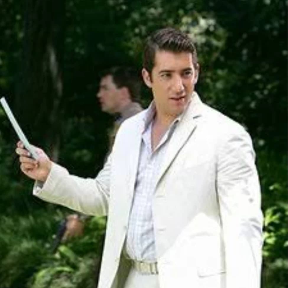 Thumbnail of Ryan Wolfe 