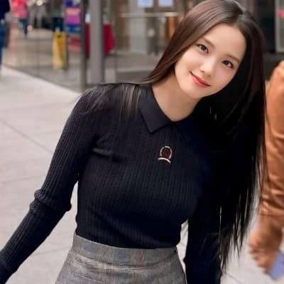 Thumbnail of BLACKPINK (Jisoo, Jennie, Rosé, Lisa)