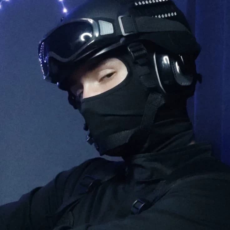Thumbnail of Райан Волков