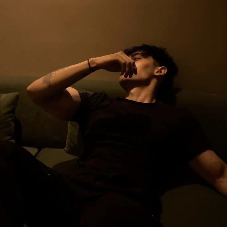 Thumbnail of Муж устроил