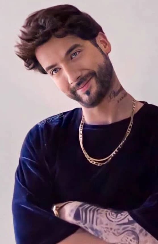 Thumbnail of Карлос Торрес