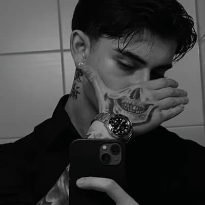 Thumbnail of Ноа Мэтиус