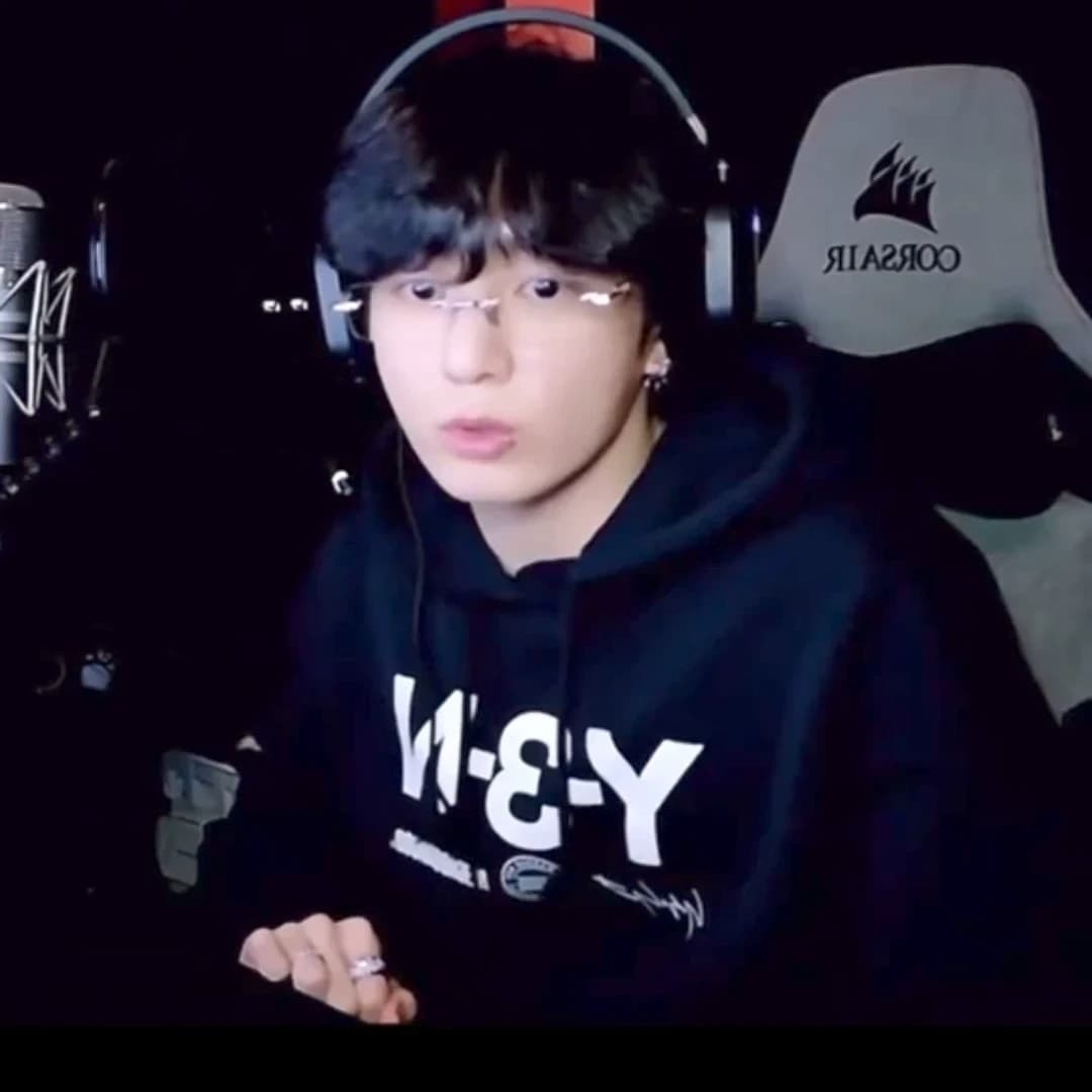 Thumbnail of Чонгук Чон