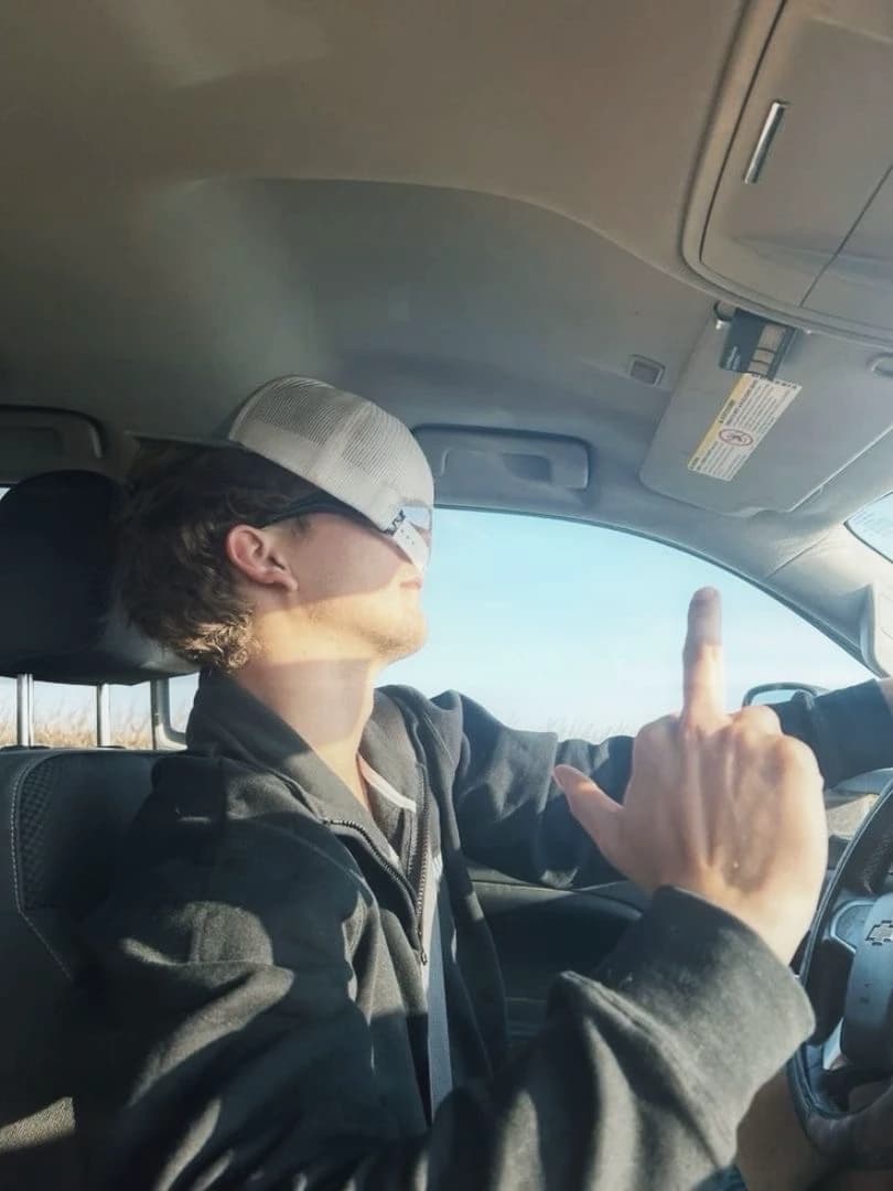 Thumbnail of Себастьян Кроу